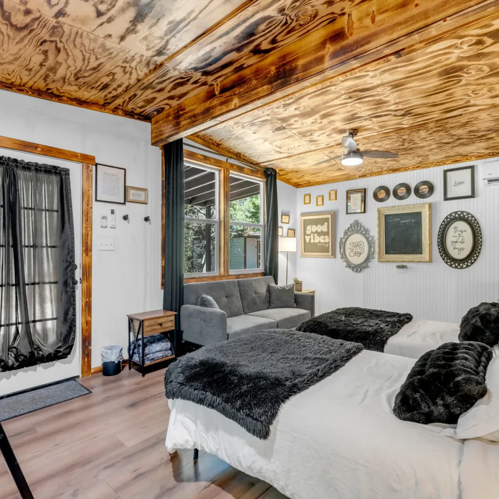 Tranquility Cabin At retreat ranch